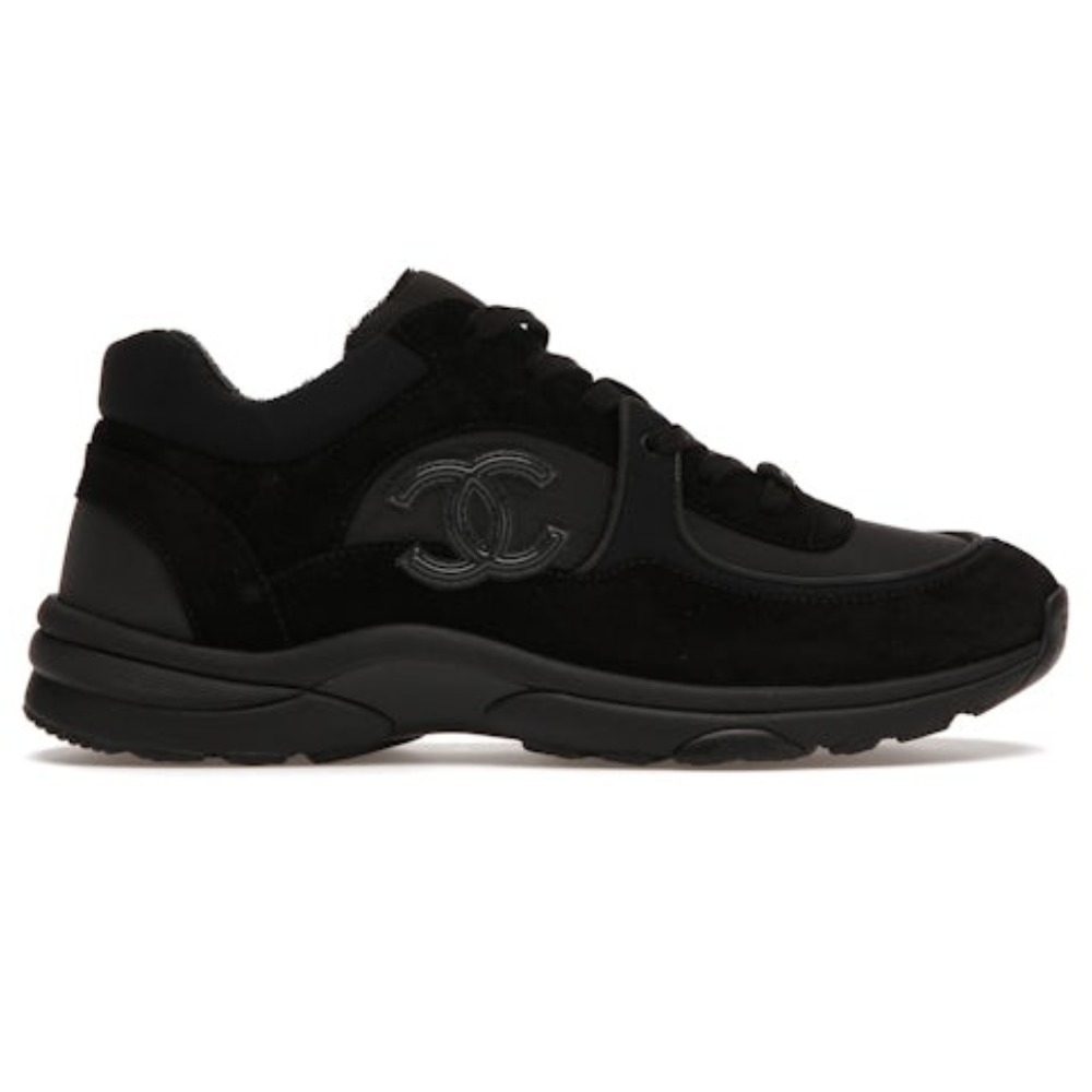 Chanel CC Low Noir